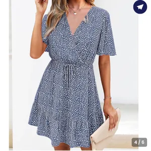 NWT!! KIRUNDO V-Neck Ruffle Abstract Floral Print Dress in Blue & White thumbnail 2