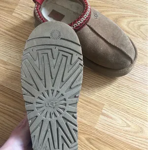 UGG Tazz Platform thumbnail 5