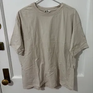 H&M Crème  Tshirt thumbnail 1