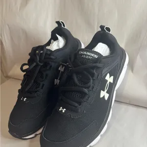 Under Armour Black Sneakers with White Logo thumbnail 2