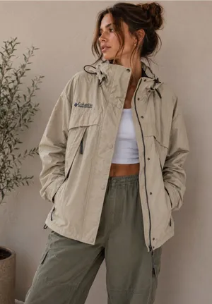 Columbia Vintage OmniTech Waterproof Tan Hooded Outdoor Windbreaker Shell Jacket thumbnail 1