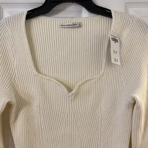 Abercrombie & Fitch Body Suit size L brand new with tag long sleeve & beautiful thumbnail 5