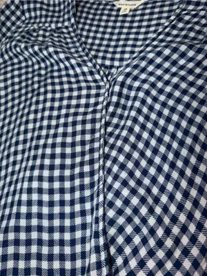 Max Studio XS Navy White Gingham Wrap Blouse 100% Rayon Soft Draped thumbnail 4