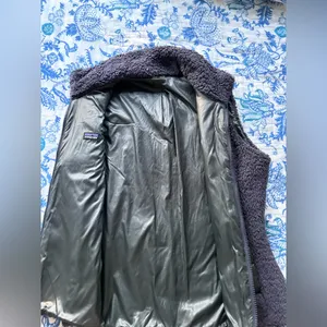 Patagonia fleece vest thumbnail 2