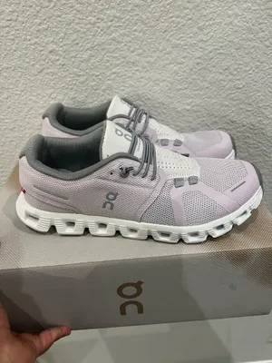 Running On Cloud Shoes Women’s thumbnail 7
