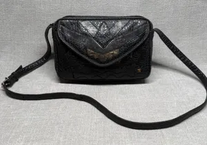 Vintage Black Faux Reptile Leather Crossbody Bag Small Western Boho‎ Y2K thumbnail 1