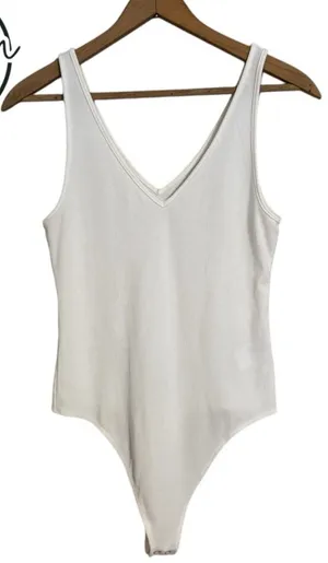 American Eagle White‎ Sleeveless Ribbed Bodysuit V-Neck Casual Top thumbnail 1