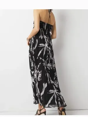 NWT White House Black Market halter Neck Pleated Maxi Dress Black White 4 thumbnail 6