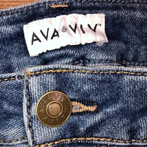 Ava & Viv size 26W denim high rise midi shorts thumbnail 7