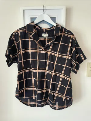 Pact 100% Organic Cotton Black Window Pane Sunset Light Gauze Popover Top Medium thumbnail 2