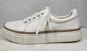 Vince Camuto Rezelli Platform Sneakers Womens 7.5 White Leather Lace-Up Shoes thumbnail 1