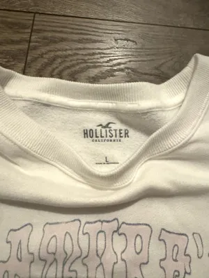 Hollister Crewneck Sweater thumbnail 3