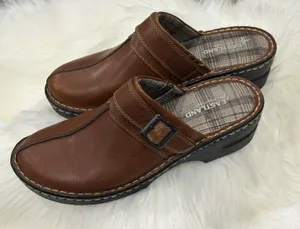 Eastland Mae 10M Brown Leather Clogs Mule Chunky Buckle Cottagecore Comfort Shoe thumbnail 1