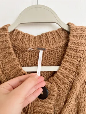 Free People • Bonfire Cable Knit Cardi cropped cardigan sweater chunky brown thumbnail 6