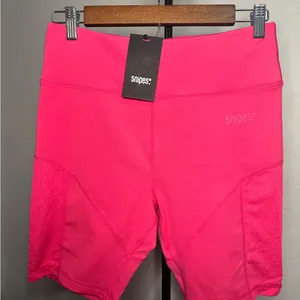 Snipes‎ Women's Vibrant Pink Bike Shorts thumbnail 1