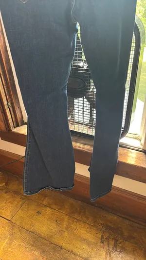 Hollister Jeans Bell Bottom Flare thumbnail 4