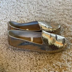 DV Dolce Vita for Target Canvas Gold Metallic Flat Espadrilles Shoes Size 9 thumbnail 4