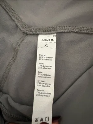 NWT Activewear High Rise Leggings with Side Zipper Pocket Gray Size XL thumbnail 5