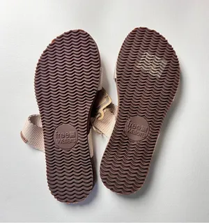 Freewaters Women’s Double Strap Supreem La Jolla Oatmeal Sandal Sz 9 thumbnail 7
