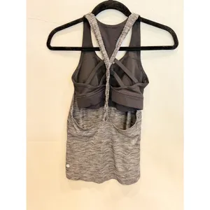 Lululemon Twist & Toil Tank Size‎ 4 Heathered Black Built In Bra Yoga Gym thumbnail 5