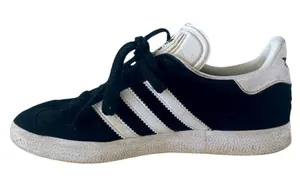 Adidas Gazelle Womens Black White Suede Leather Lace Up Low Top Sneakers Shoes 5 thumbnail 1