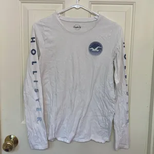 Hollister Long Sleeve thumbnail 1
