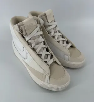 Nike Blazer Mid Victory Womens Size 7.5 Summit White Phantom DR2948-100 Shoes thumbnail 1