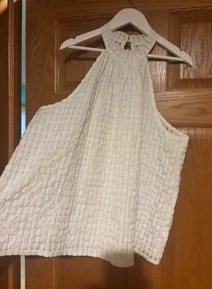 White Textured Sleeveless Halter Top thumbnail 1