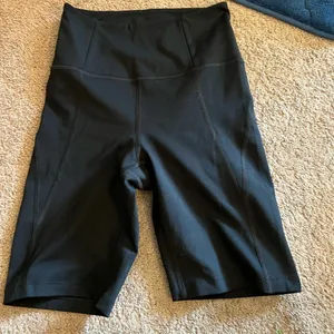 Girlfriend‎ collective xs shorts thumbnail 1