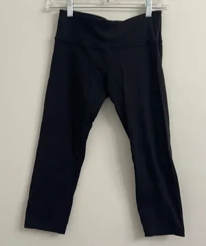 Lululemon black crop leggings thumbnail 1
