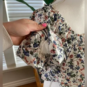 Altard State Floral Puffy Sleeve Blouse Womens Xs thumbnail 9