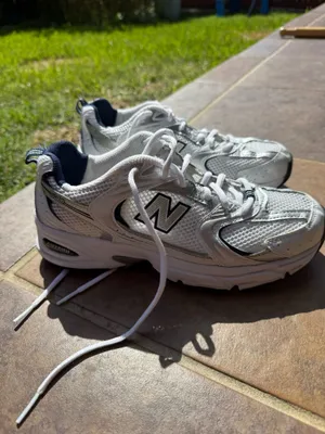 New Balance 530 Navy and Silver Retro Runner Casual Lifestyle Sneaker thumbnail 2