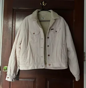 Wrangler Pink Corduroy Trucker Jacket thumbnail 1