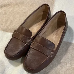 SOUL Naturalizer Brown Leather Loafers thumbnail 1