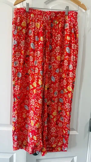 LOFT Red Coral Floral Wide-Leg thumbnail 1