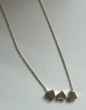 Elegant Gold Necklace thumbnail 1