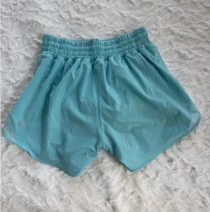 Lululemon Hotty Hot Low-Rise 4" Shorts thumbnail 2