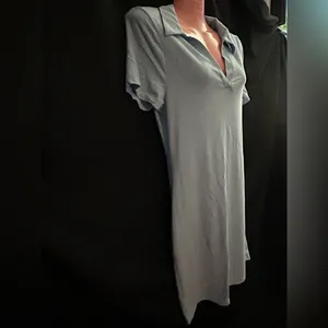 Love Tree Women Form Fitting Light Blue Collared Short Sleeve Textured Dress LG thumbnail 4