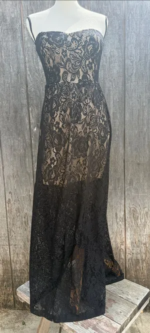 EUC Papaya Elegant Intricate Black Floral Lace Strapless Maxi Dress Size Large thumbnail 1