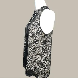 Rue 21 super cute sleeveless lace top with lace up design in front of! thumbnail 6