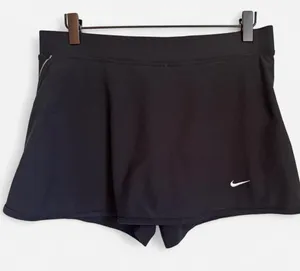 Nike Black Tennis Skirt Built In Shorts Women's Size M Athletic Skort Gym thumbnail 1
