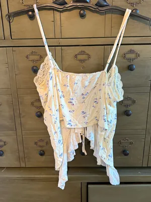 Urban Outfitters Cream Floral Lace-Trim Crop Top thumbnail 2