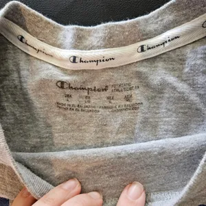 Woman’s Champion Tee Shirt Size XL thumbnail 3