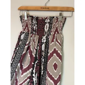 Bali Queen Aztec Smocked Waist Wide Leg Printed Pants One Size NEW thumbnail 8