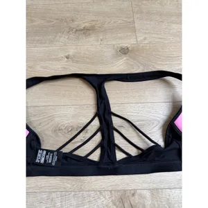 EUC Victoria Secret Pink ULTIMATE push cup zip front black sports strapy size M thumbnail 12