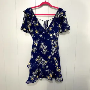 Lulus Spring Sweetheart Navy Blue Floral Flutter Sleeve Mini Dress S thumbnail 3