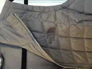 North Face Thermoball Insulated Vest thumbnail 4