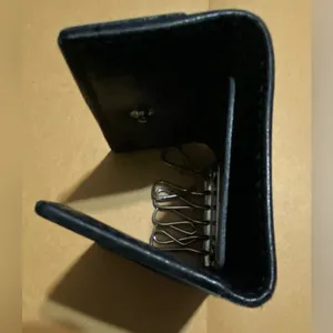 Gucci Black Leather Card Holder with Gold Logo thumbnail 7