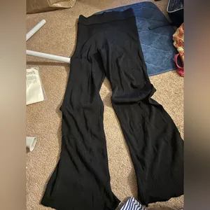 Everlane textured ribbed high rise‎ flare pant M thumbnail 3