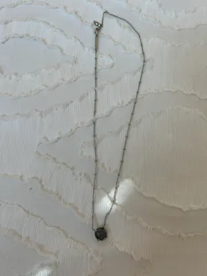 Necklace thumbnail 1